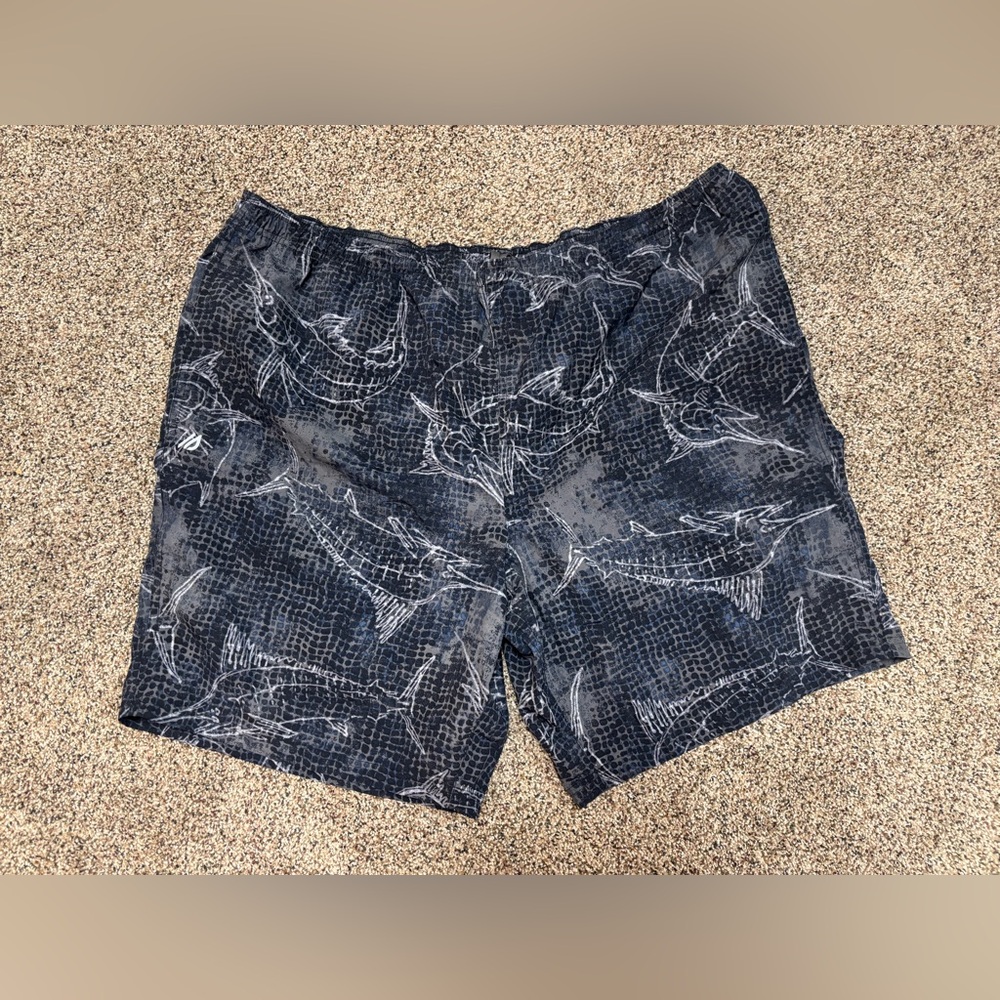 Eddie Bauer 2XL swim shorts bathing suit blue/gray pattern with fish elastic